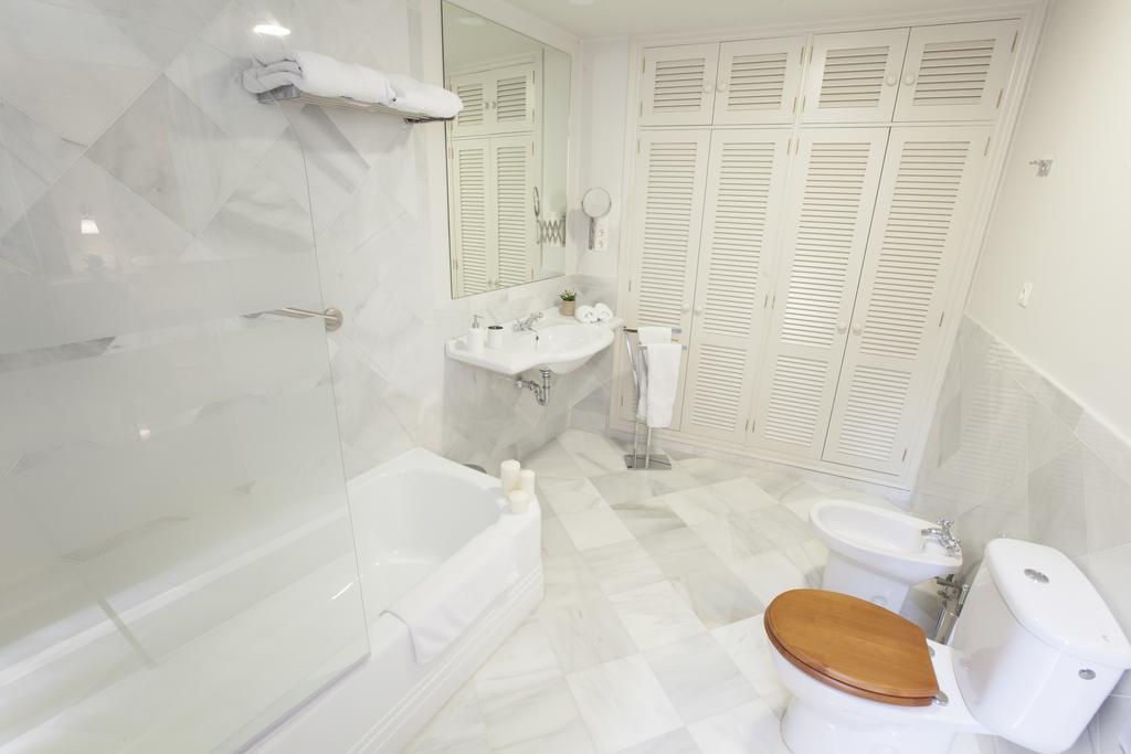 Gr Suites Boutique Picasso Malaga Exterior photo