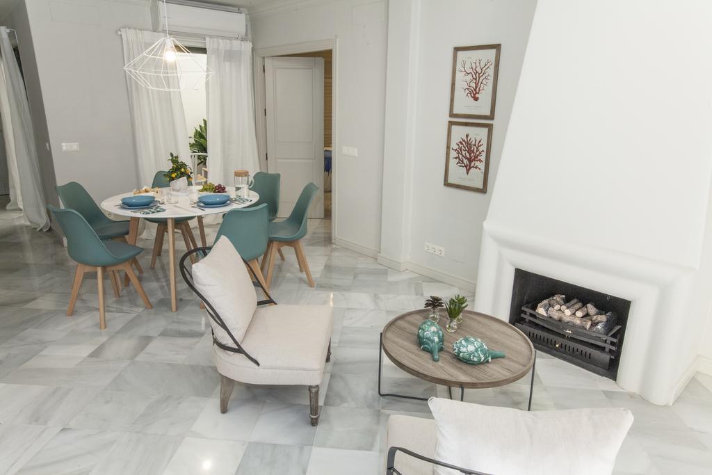 Gr Suites Boutique Picasso Malaga Exterior photo