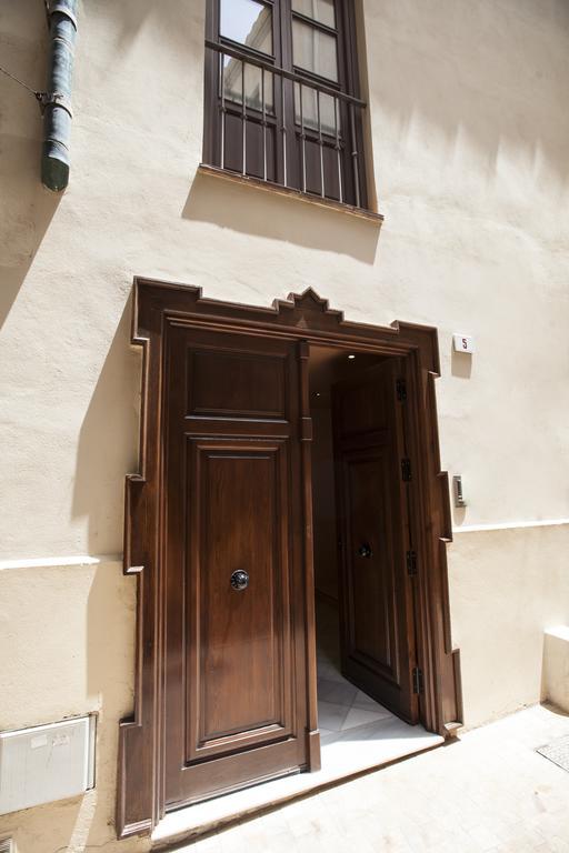 Gr Suites Boutique Picasso Malaga Exterior photo