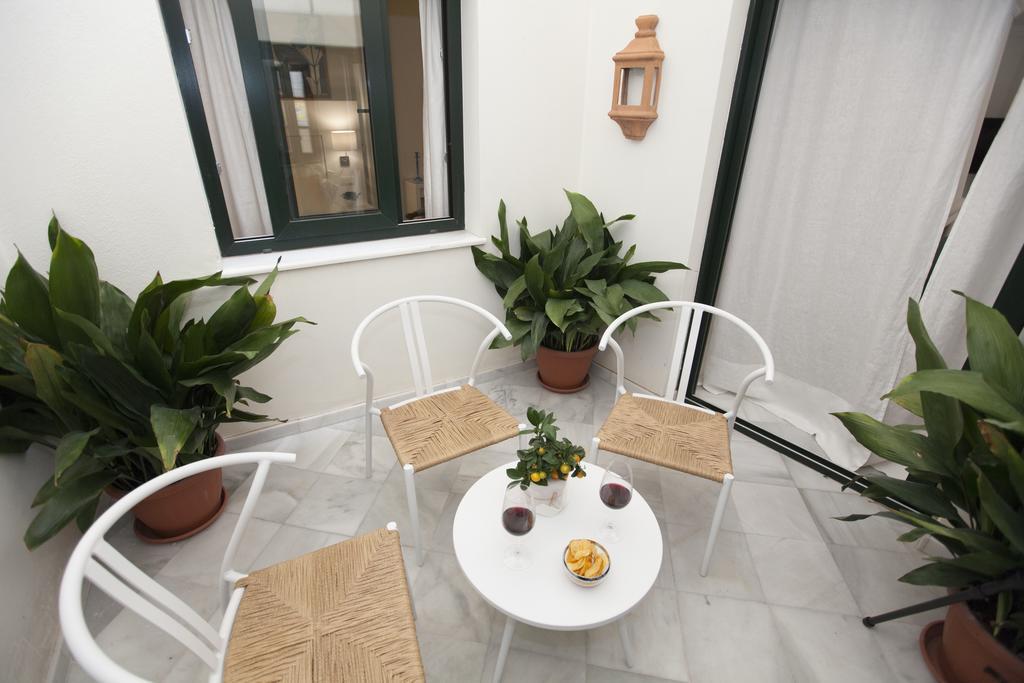 Gr Suites Boutique Picasso Malaga Exterior photo